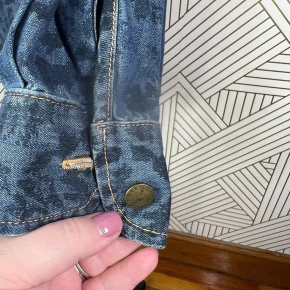 Current/Elliott The Perfect Shirt in Indigo Leopard Denim Size US 0‎ / XS - Picture 7 of 12